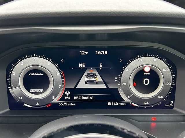 Nissan Qashqai 1.3 DIG-T MHEV N-Connecta SUV 5dr Petrol Hybrid Manual Euro 6 (s/s) (140 ps)
