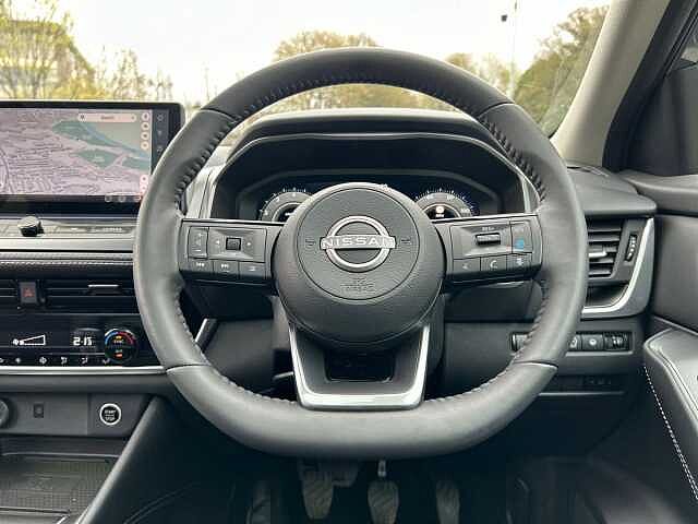 Nissan Qashqai 1.3 DIG-T MHEV N-Connecta SUV 5dr Petrol Hybrid Manual Euro 6 (s/s) (140 ps)