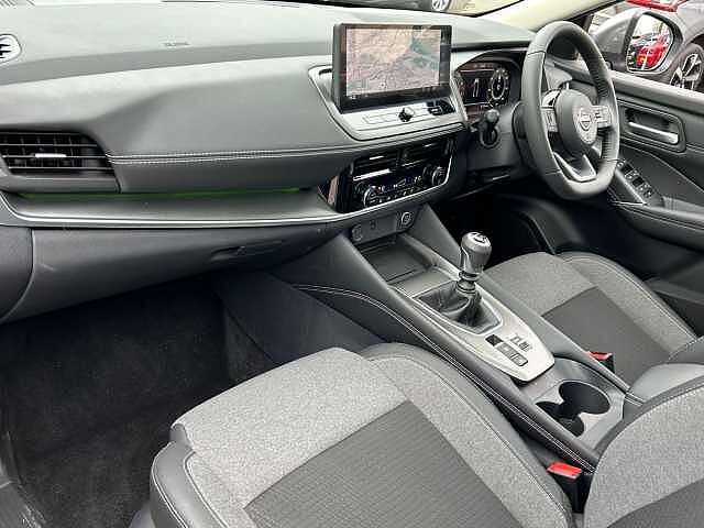 Nissan Qashqai 1.3 DIG-T MHEV N-Connecta SUV 5dr Petrol Hybrid Manual Euro 6 (s/s) (140 ps)