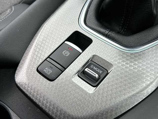 Nissan Qashqai 1.3 DIG-T MHEV N-Connecta SUV 5dr Petrol Hybrid Manual Euro 6 (s/s) (140 ps)