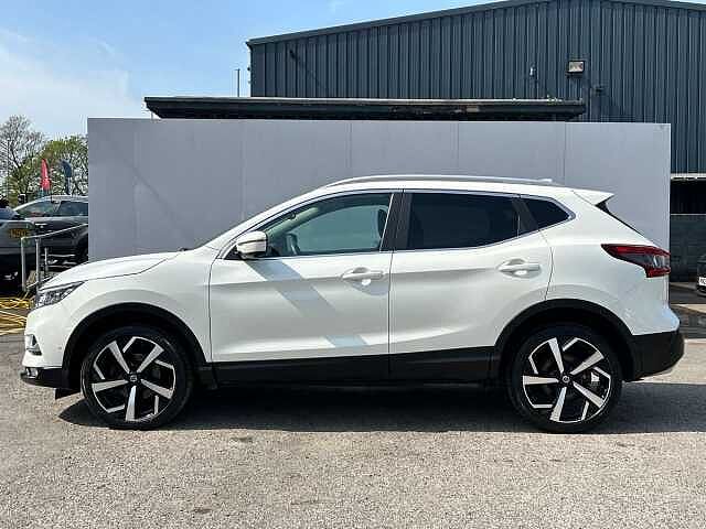 Nissan Qashqai 1.3 DIG-T Tekna SUV 5dr Petrol Manual Euro 6 (s/s) (140 ps)