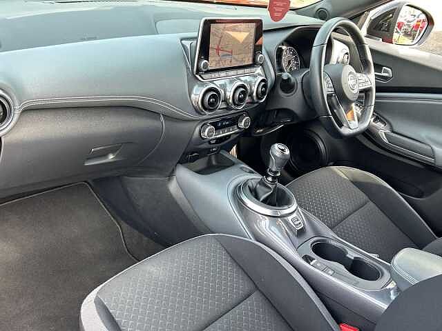 Nissan Juke 1.0 DIG-T N-Connecta SUV 5dr Petrol Manual Euro 6 (s/s) (114 ps)