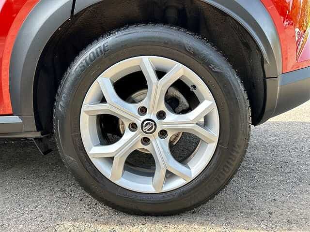 Nissan Juke 1.0 DIG-T N-Connecta SUV 5dr Petrol Manual Euro 6 (s/s) (114 ps)