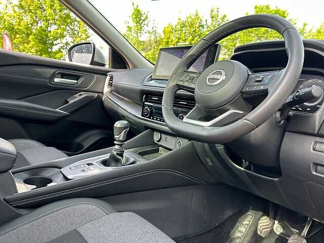 Nissan Qashqai 1.3 DIG-T MHEV N-Connecta SUV 5dr Petrol Hybrid Manual Euro 6 (s/s) (140 ps)