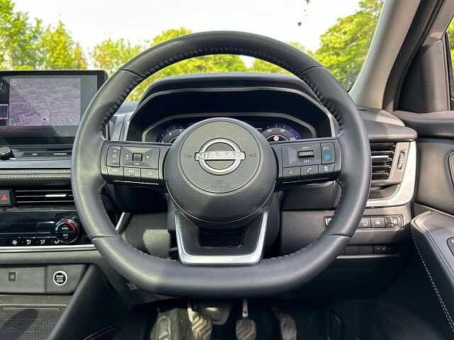 Nissan Qashqai 1.3 DIG-T MHEV N-Connecta SUV 5dr Petrol Hybrid Manual Euro 6 (s/s) (140 ps)