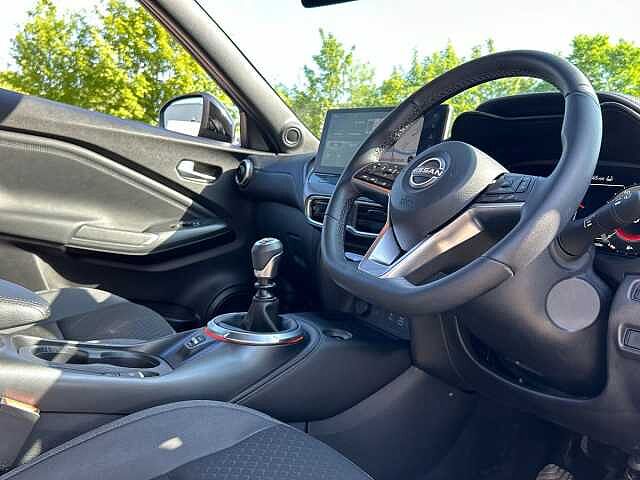 Nissan Juke 1.0 DIG-T N-Connecta SUV 5dr Petrol Manual Euro 6 (s/s) (114 ps)