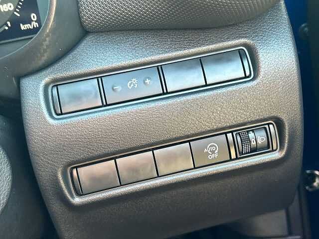 Nissan Juke 1.0 DIG-T N-Connecta SUV 5dr Petrol Manual Euro 6 (s/s) (114 ps)