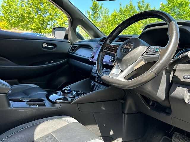 Nissan LEAF 62kWh e+ Tekna Hatchback 5dr Electric Auto (217 ps)