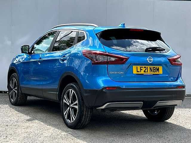 Nissan Qashqai 1.3 DIG-T N-Connecta SUV 5dr Petrol Manual Euro 6 (s/s) (140 ps)