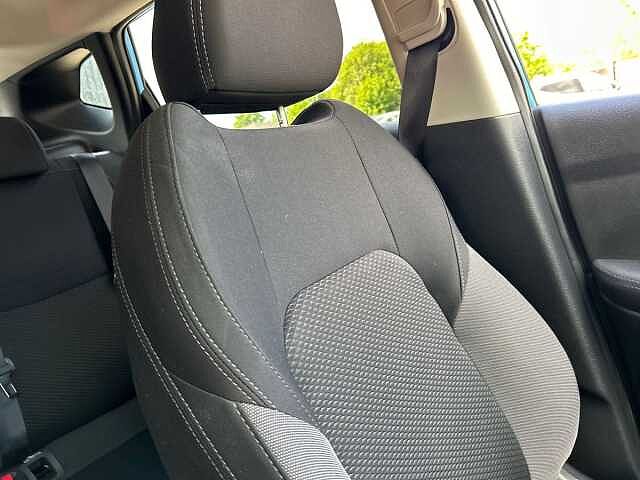 Nissan Qashqai 1.3 DIG-T N-Connecta SUV 5dr Petrol Manual Euro 6 (s/s) (140 ps)