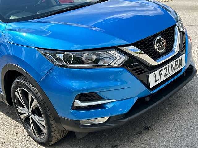 Nissan Qashqai 1.3 DIG-T N-Connecta SUV 5dr Petrol Manual Euro 6 (s/s) (140 ps)