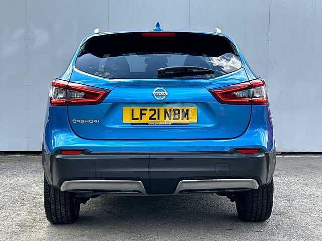 Nissan Qashqai 1.3 DIG-T N-Connecta SUV 5dr Petrol Manual Euro 6 (s/s) (140 ps)