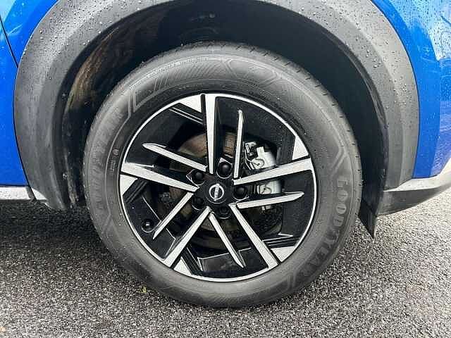 Nissan Juke 1.6 N-Connecta SUV 5dr Petrol Hybrid Auto Euro 6 (143 ps)