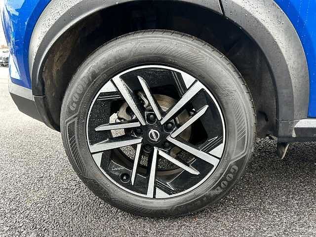 Nissan Juke 1.6 N-Connecta SUV 5dr Petrol Hybrid Auto Euro 6 (143 ps)