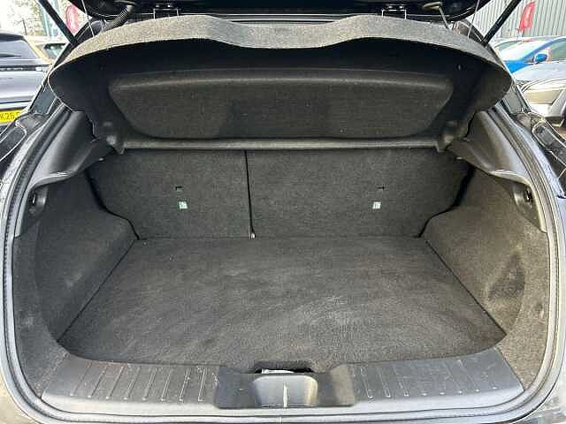 Nissan Juke 1.6 Premiere Edition SUV 5dr Petrol Hybrid Auto Euro 6 (143 ps)