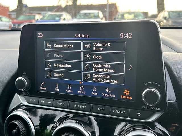 Nissan Juke 1.6 Premiere Edition SUV 5dr Petrol Hybrid Auto Euro 6 (143 ps)