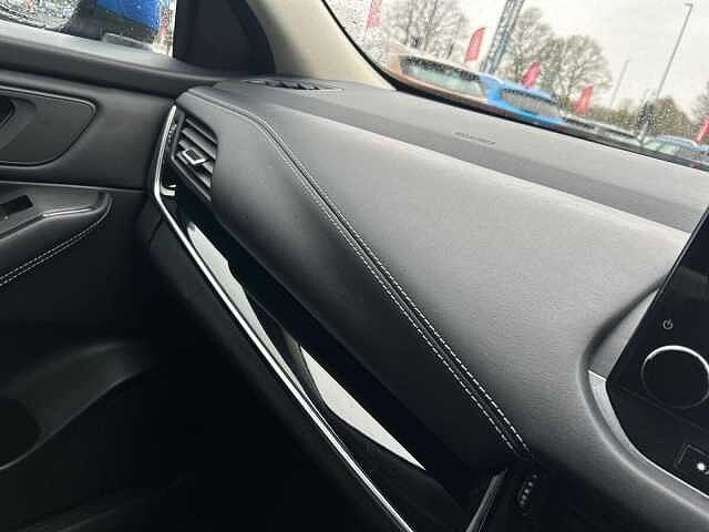 Nissan Qashqai 1.3 DIG-T MHEV Premiere Edition SUV 5dr Petrol Hybrid Manual Euro 6 (s/s) (140 p