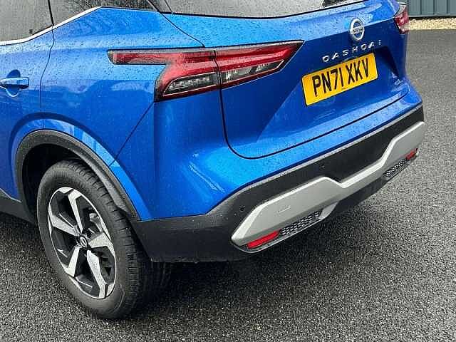 Nissan Qashqai 1.3 DIG-T MHEV Premiere Edition SUV 5dr Petrol Hybrid Manual Euro 6 (s/s) (140 p