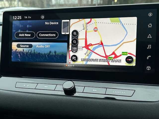 Nissan Qashqai 1.3 DIG-T MHEV N-Connecta SUV 5dr Petrol Hybrid XTRON Euro 6 (s/s) (158 ps)