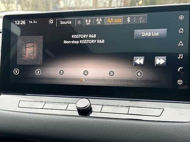 Nissan Qashqai 1.3 DIG-T MHEV N-Connecta SUV 5dr Petrol Hybrid XTRON Euro 6 (s/s) (158 ps)