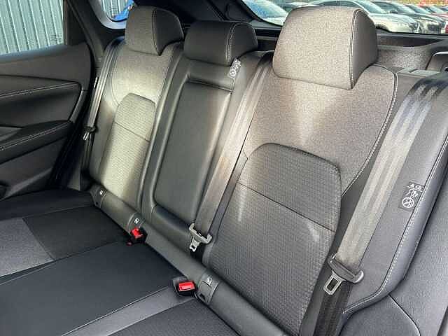 Nissan Qashqai 1.3 DIG-T MHEV N-Connecta SUV 5dr Petrol Hybrid XTRON Euro 6 (s/s) (158 ps)
