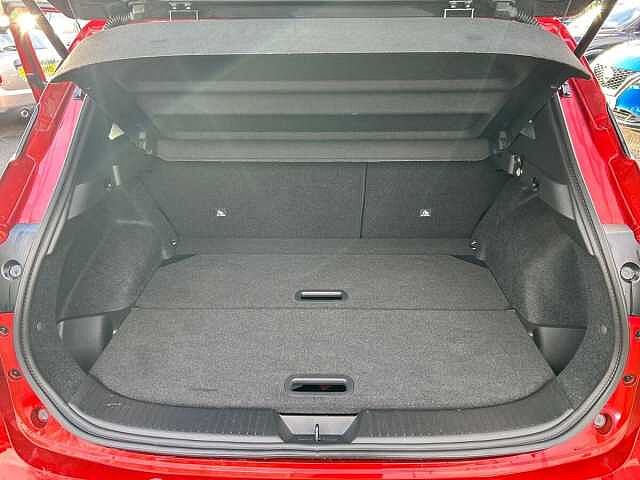 Nissan Qashqai 1.3 DIG-T MHEV N-Connecta SUV 5dr Petrol Hybrid XTRON Euro 6 (s/s) (158 ps)