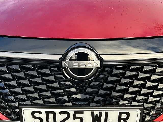 Nissan Qashqai 1.3 DIG-T MHEV N-Connecta SUV 5dr Petrol Hybrid XTRON Euro 6 (s/s) (158 ps)