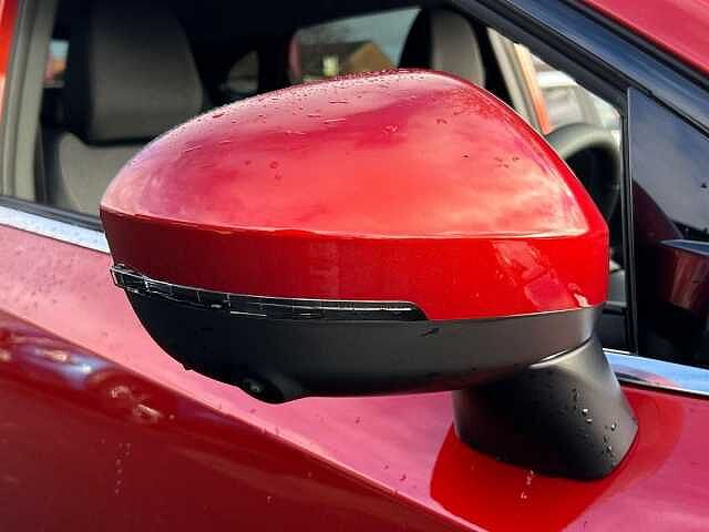 Nissan Qashqai 1.3 DIG-T MHEV N-Connecta SUV 5dr Petrol Hybrid XTRON Euro 6 (s/s) (158 ps)