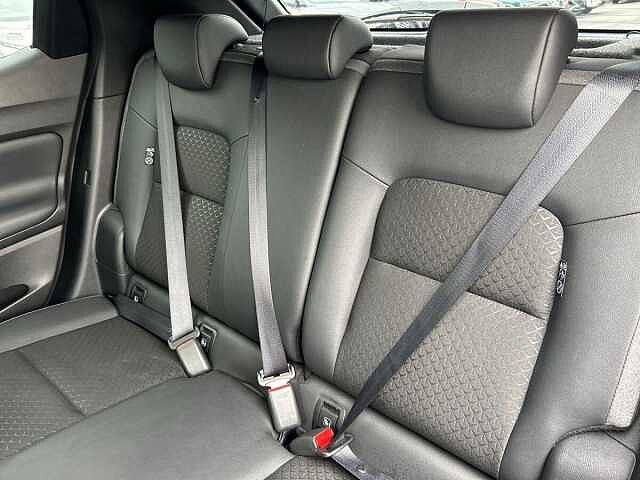 Nissan Juke 1.0 DIG-T N-Connecta SUV 5dr Petrol Manual Euro 6 (s/s) (114 ps)