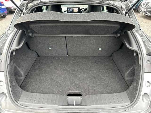 Nissan Juke 1.0 DIG-T N-Connecta SUV 5dr Petrol Manual Euro 6 (s/s) (114 ps)